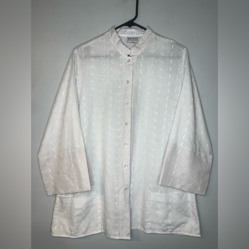 Vintage Teddi Women's White Eyelet Button Down Shirt